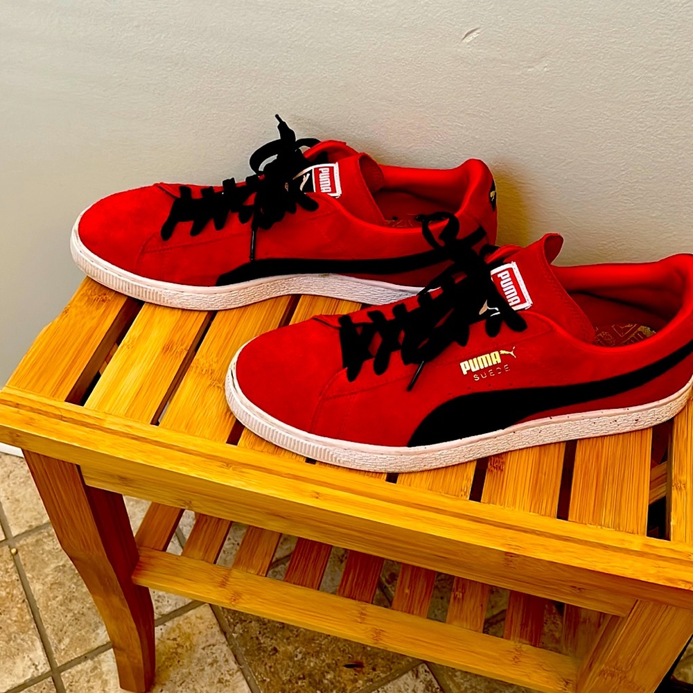 Puma suedes